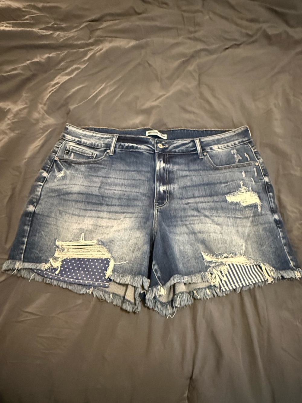 Distressed Blue Denim Jean Shorts with Patch Details